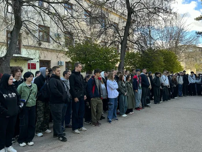 торжественная линейка (2)