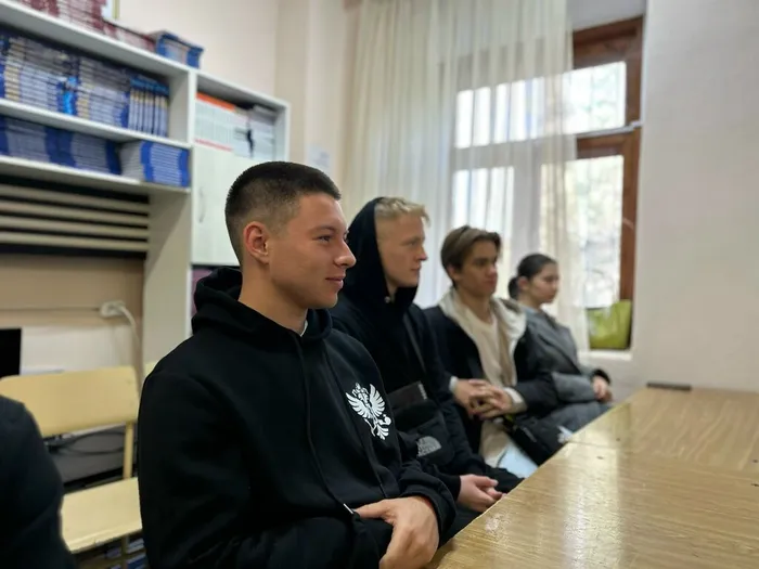 лекции от Красного креста (8)