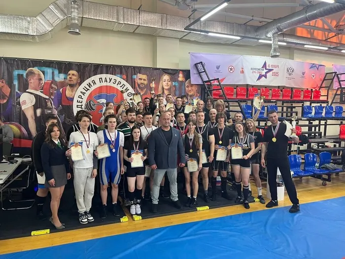 спортсмены