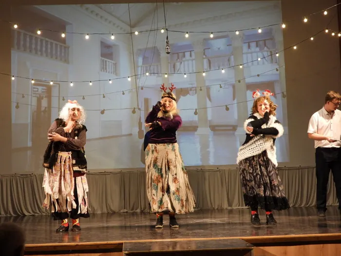 новогодний спектакль (5)