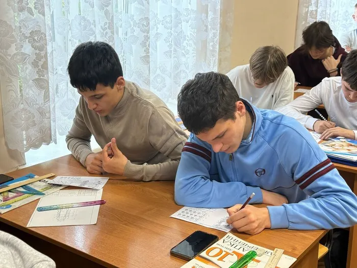 Открытый урок по теме «Сечения» (5)