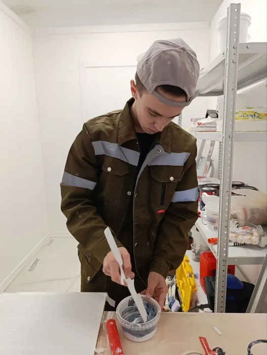 «Профессионалы» по компетенции «Малярные и декоративные работы» (2)