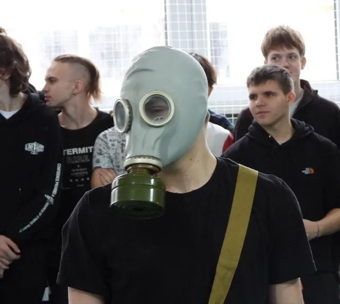 Военно‑спортивный праздник «А ну‑ка, парни!» (6)