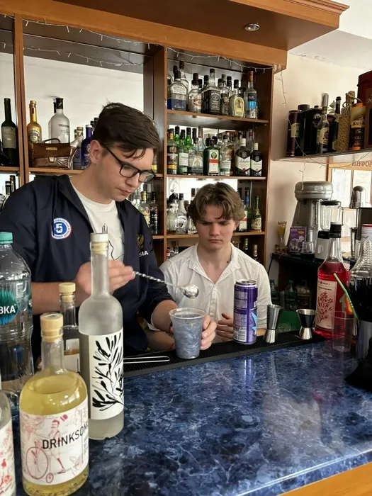 Мастер‑класс по приготовлению безалкогольных коктейлей (5)