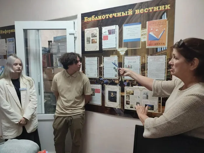 Информационный стенд Мы сохраним тебя,русская речь! (2)