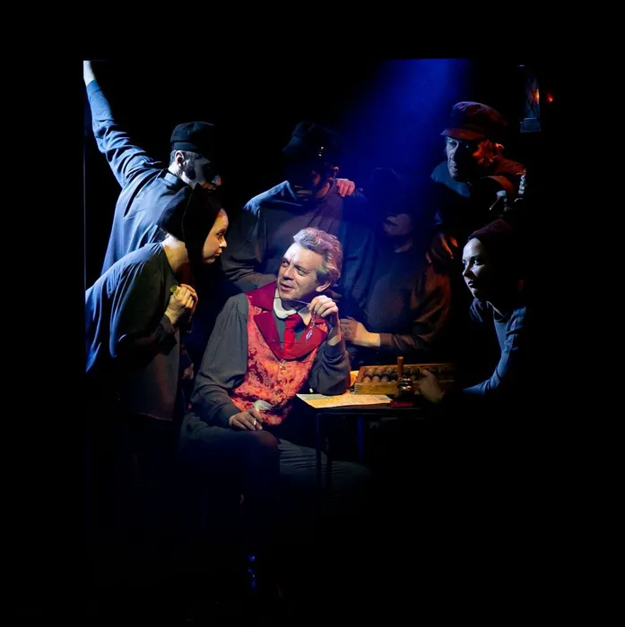 студенты в театре (7)