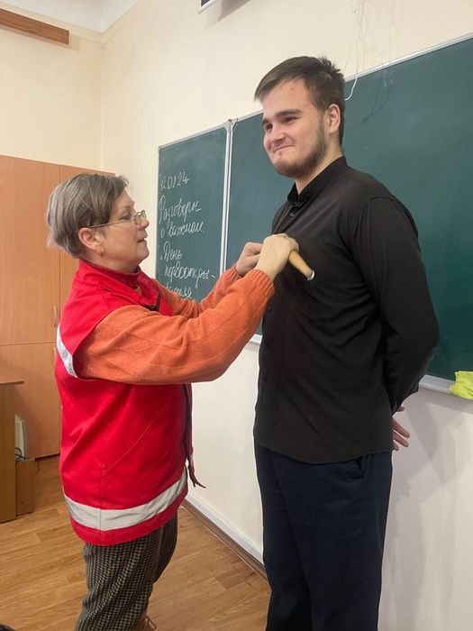 сотрудники Красного Креста в гостях у студентов СевМК (6)